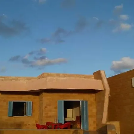 Seaside Chalet at White Beach Mersa Matruh Exterior photo
