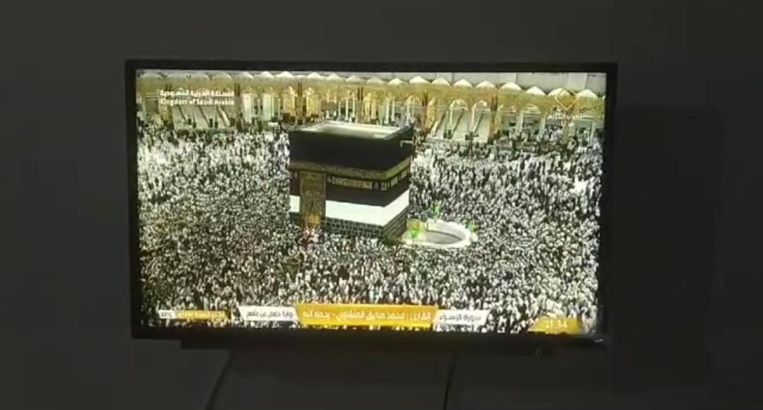 Шале للإيجار في مطروح داخل شايف البحر امتداد شاطئ الابيض البحر متاح لكن حمام السباحة هذا الصيف به أعمال صيانه 130 *